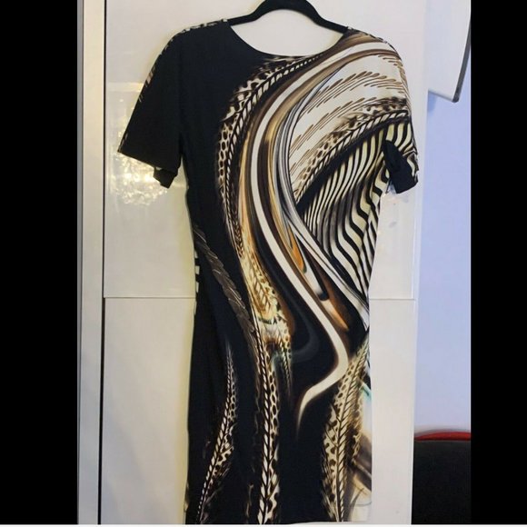 JUST CAVALLI ANIMAL PRINT DRESS SHORT SLEEVE EU 40 NEW - Picture 2 of 6